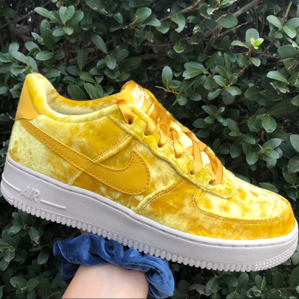 Nike Air Force 1